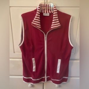 Princess Cruises sleeveless medium weight front zip dark red vest jacket size XL